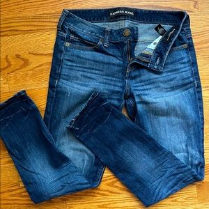 Express Low Rise Modern Boyfriend Denim